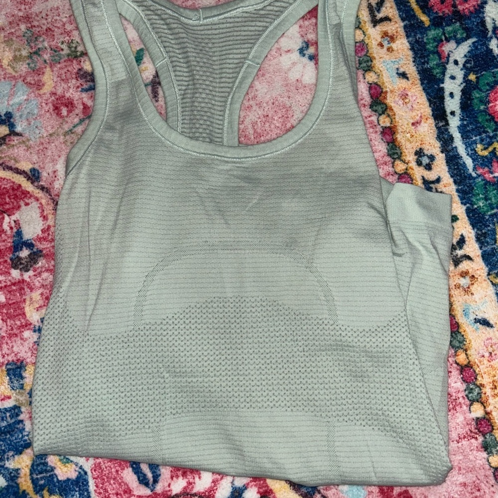Lululemon Athletica Light Gray Tank Top